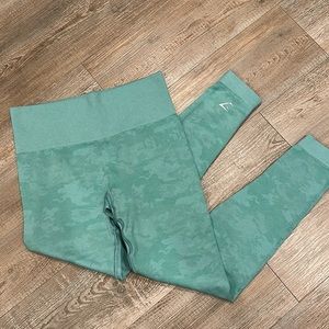 Gymshark leggings size small. Gently used.